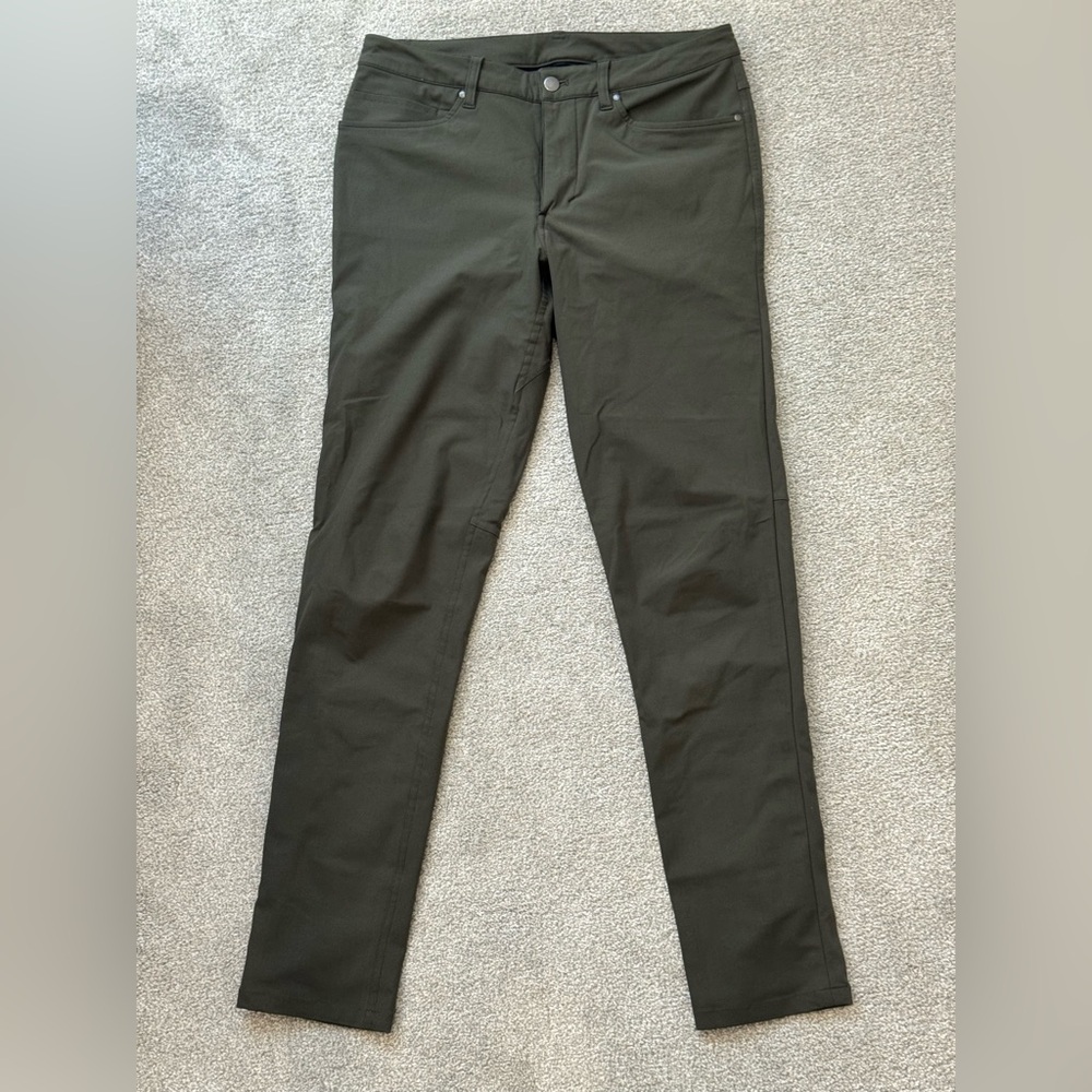 Lululemon Athletica Olive Green pants
